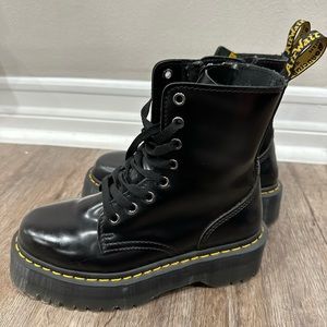 Dr Marten Jadon platform boots